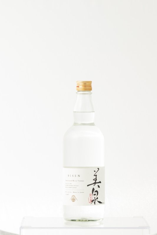 画像1: 美泉 ライスウオッカ 720ml (弊社コード:579) (1)
